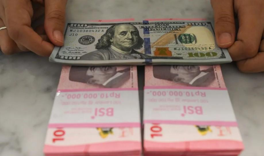 Rupiah Menguat ke Rp16.888 per Dolar AS Usai RI-AS Teken Perjanjian Perdagangan Resiprokal