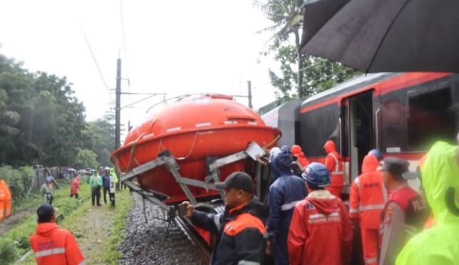 Kereta Bandara 805–806A Tabrak Truk Trailer di Poris, Polisi Terapkan Rekayasa Lalu Lintas