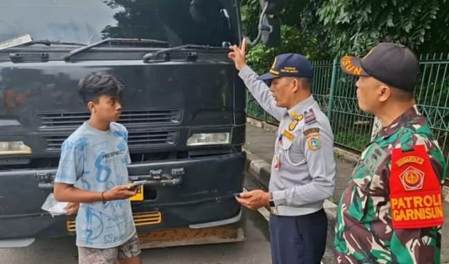 Belasan Kendaraan Terjaring Razia Lintas Jaya di Mayjen Sutoyo Jakarta Timur
