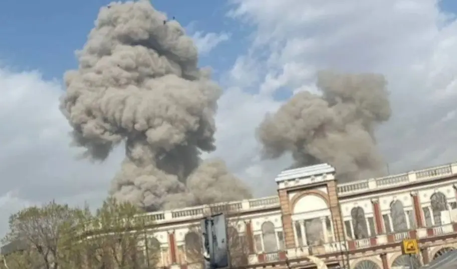 Serangan Tujuh Roket Guncang Teheran, Dekat Kediaman Ayatollah Khamenei dan Istana Presiden