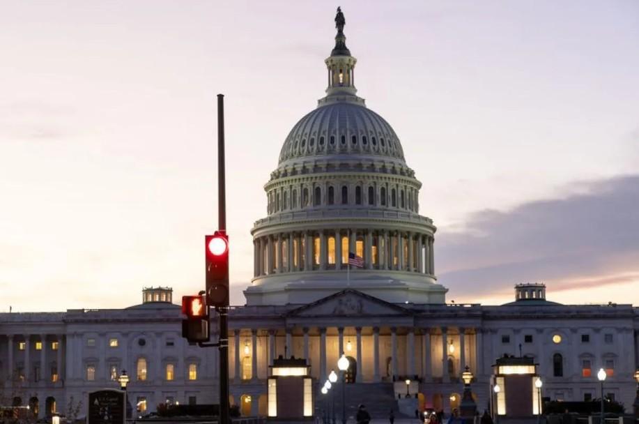 Senat Amerika Gagal Loloskan Resolusi Pembatasan Aksi Militer Trump terhadap Iran di Tengah Perdebatan Sengit