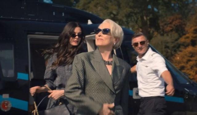 Candaan Anne Hathaway dan Anna Wintour di Oscar 2026 Hidupkan Nostalgia The Devil Wears Prada