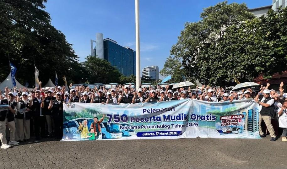 Bulog Berangkatkan 709 Pemudik Gratis ke 15 Daerah, Dukung Transportasi Lebaran Aman dan Terjangkau
