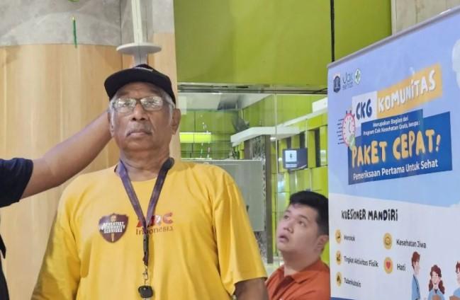 Pekerja di Stasiun Gambir Nilai Cek Kesehatan Gratis Bantu Jaga Kondisi Saat Musim Mudik