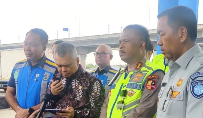 Korlantas Polri Berlakukan One Way Tahap Dua dari KM 263 hingga KM 70 untuk Arus Balik Lebaran