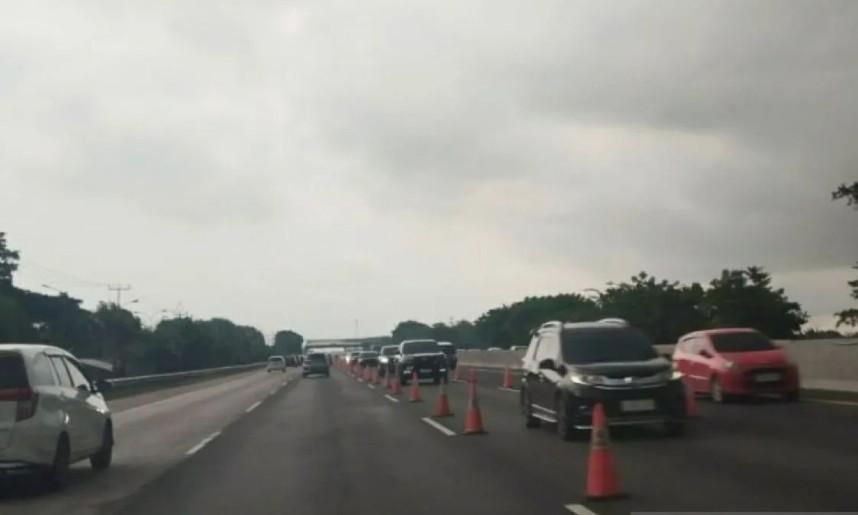 Contraflow Diberlakukan di Tol Jakarta-Cikampek untuk Antisipasi Lonjakan Arus Balik Lebaran