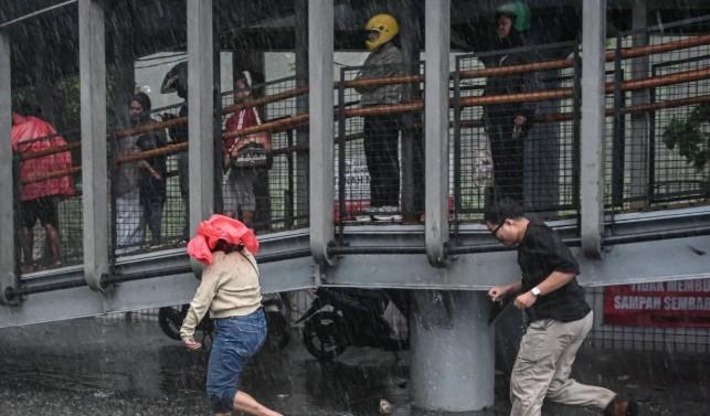BMKG Prediksi Sebagian Wilayah Jakarta Diguyur Hujan Sejak Pagi hingga Malam Hari