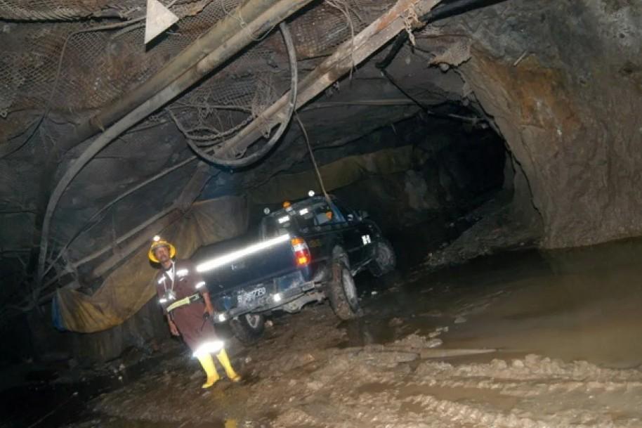 Antam Perluas Ekspansi Emas ke Arab Saudi dan Perkuat Proyek Bauksit Nasional