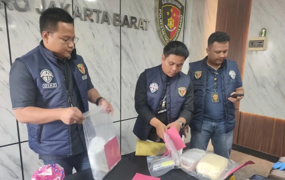 WNA Korea Selatan Tertipu Modus Black Dollar Rp1,6 Miliar, Dua Pelaku Ditangkap dan Satu Buron