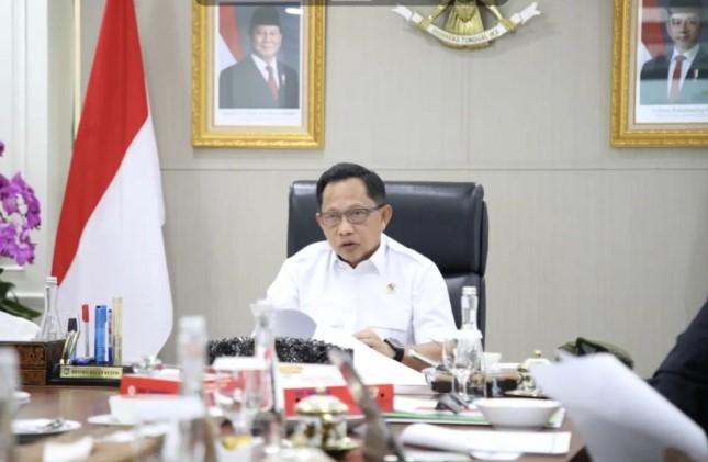Mendagri Tito Karnavian Terapkan WFH ASN Pemda Setiap Jumat Lewat Surat Edaran Resmi