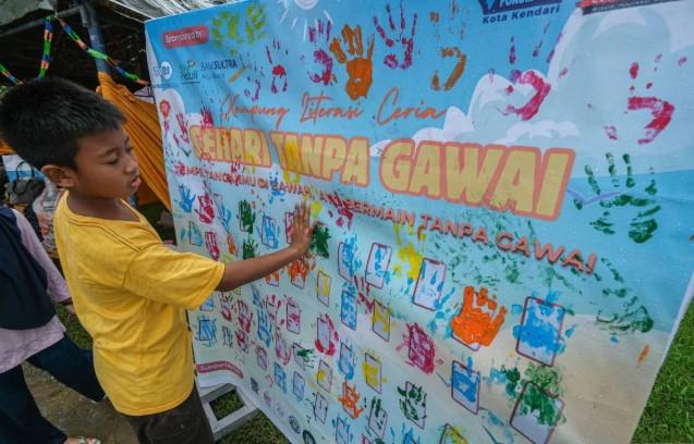 Dokter Sarankan Batas Aman Waktu Layar Anak untuk Cegah Gangguan Perkembangan