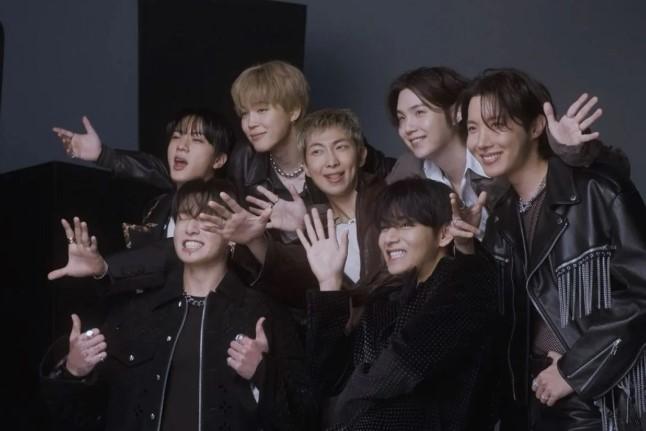 BTS Rilis Lagu Eksklusif "Come Over" dalam Album ARIRANG Versi Deluxe Vinyl