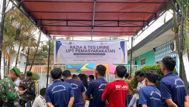 Lapas Kendari Lakukan Tes Urine Napi dan Petugas untuk Deteksi Dini Narkoba