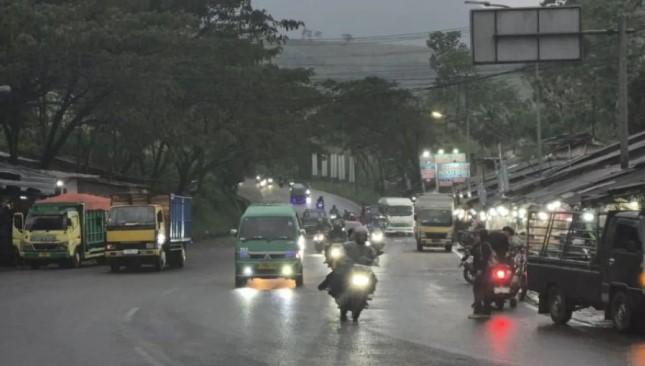 BMKG Prakirakan Hujan Bervariasi Guyur Mayoritas Wilayah Indonesia Hari Ini