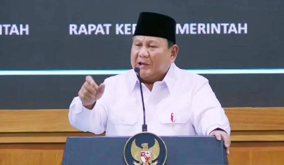 Presiden Prabowo Subianto Menegaskan Ancaman Krisis Global Pangan, Energi, dan Air dalam Arahan Kabinet