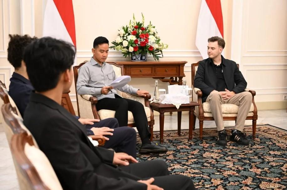 Gibran Rakabuming Bertemu Ethan Hunt di Jakarta, Bahas Pengiriman Pelajar dan Atlet Indonesia ke Amerika Serikat