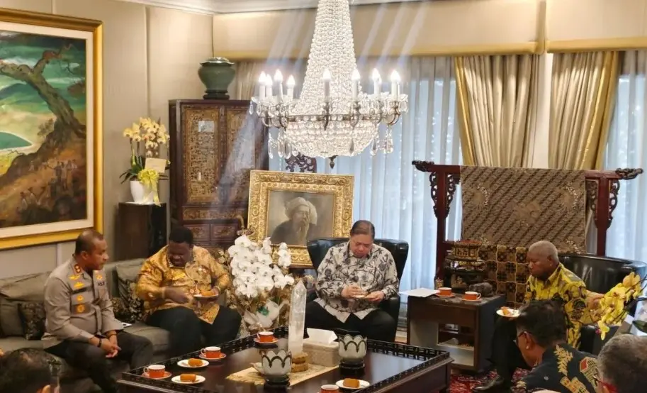 Pemprov Papua Barat Usulkan Rakorteknas untuk Percepat Legalisasi Tambang dan Tekan Aktivitas Ilegal