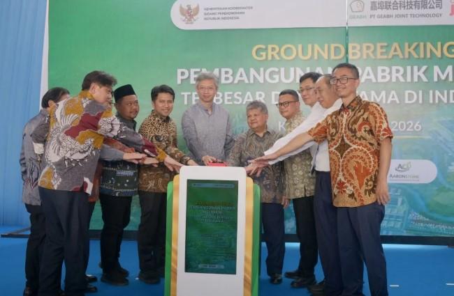 Airlangga Sebut Proyek Melamin Pertama RI Jadi Tonggak Hilirisasi Industri Nasional