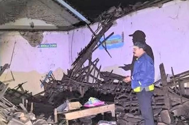 Hujan Deras Picu Bangunan SDN 2 Bendo Magetan Roboh, Tidak Ada Korban Jiwa