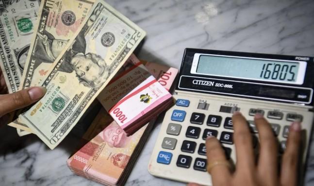 Rupiah Melemah ke Rp17.130 per Dolar AS pada Selasa Pagi, Tertekan 25 Poin