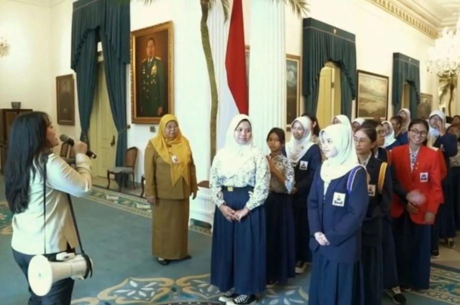 Kunjungan 251 Pelajar SMPN 115 Jakarta ke Istana Kepresidenan Tingkatkan Pemahaman Sejarah dan Pemerintahan