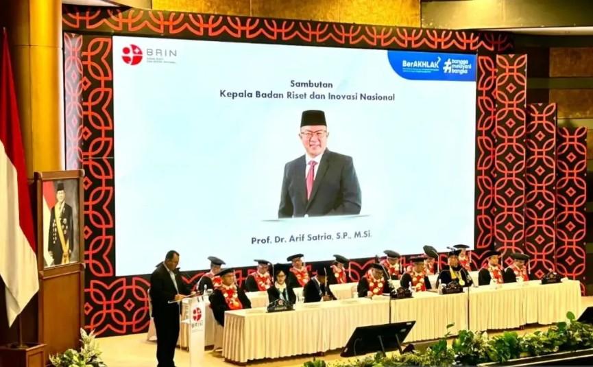BRIN Kukuhkan Lima Profesor Riset Baru untuk Perkuat Inovasi Nasional di Berbagai Bidang Strategis