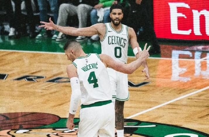 Celtics Tampil Dominan, Libas Sixers 123-91 di Laga Pembuka Playoff NBA 2026