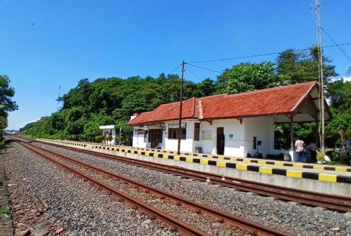 Harga LPG Naik hingga Rencana Stop Impor Solar Warnai Isu Ekonomi Terkini