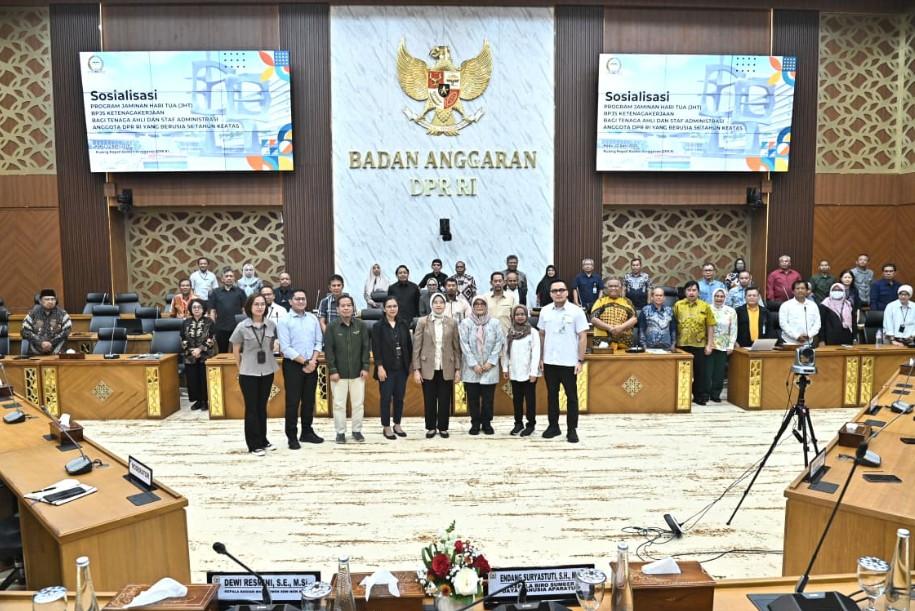 Sekretariat Jenderal DPR RI Sosialisasikan Jaminan Hari Tua bagi Tenaga Ahli dan Staf Administrasi