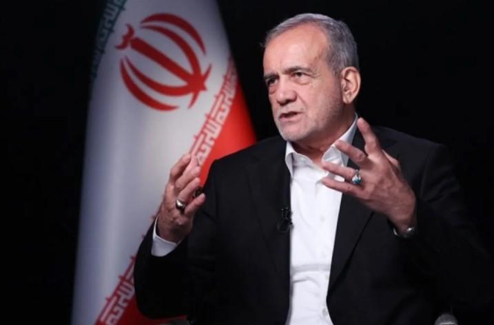 Presiden Iran Sebut Blokade Selat Hormuz dan Ancaman AS Hambat Proses Negosiasi