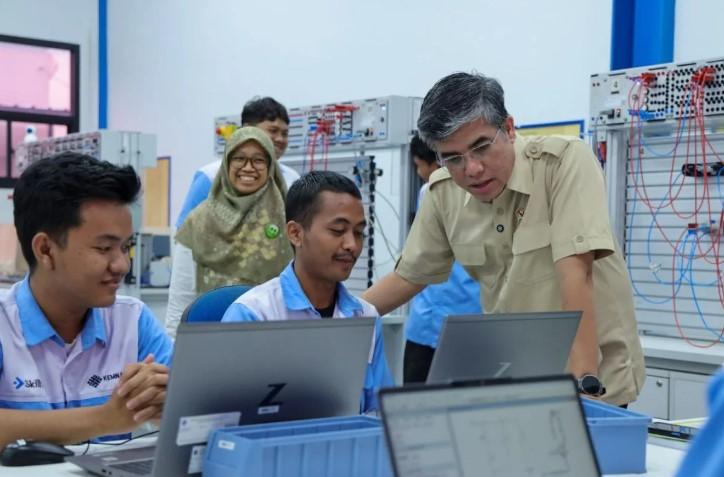 Menaker Tegaskan Pelatihan Vokasi Jadi Kunci Serapan Tenaga Kerja dan Kebutuhan Industri