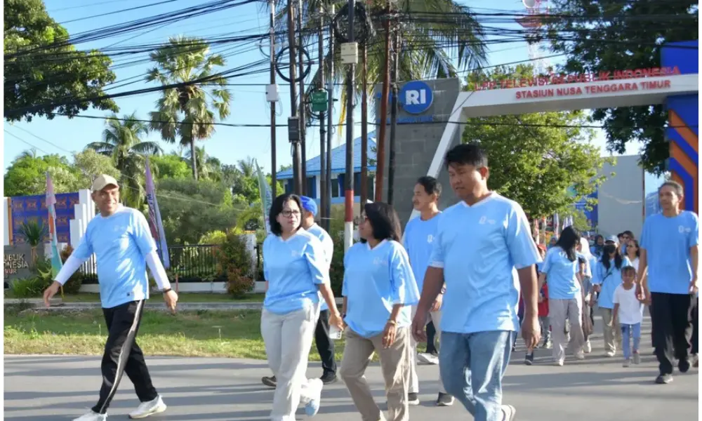 TVRI NTT Kolaborasi dengan ANTARA dan RRI Gelar Fun Walk Promosikan Piala Dunia 2026