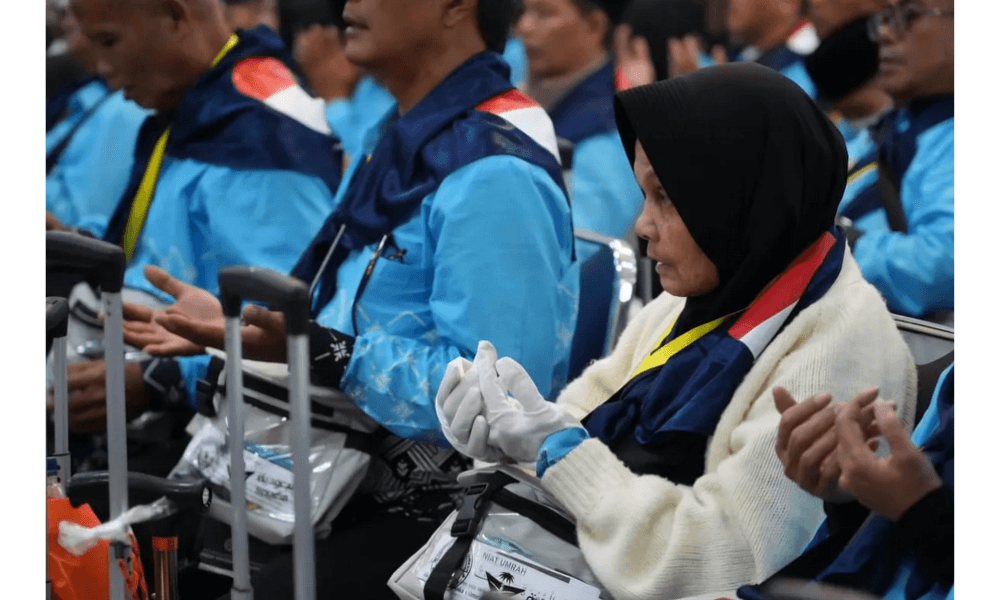 Sebanyak 445 Calon Haji Asal Kabupaten Bandung Diberangkatkan ke Jeddah