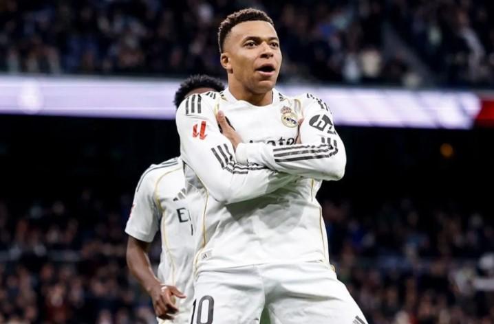 Arbeloa Bantah Anggap Kylian Mbappe sebagai Striker Pilihan Keempat di Real Madrid