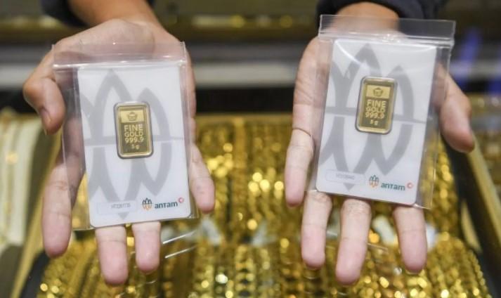 Harga Emas Antam, UBS, dan Galeri24 di Pegadaian Kompak Turun pada Sabtu Pagi