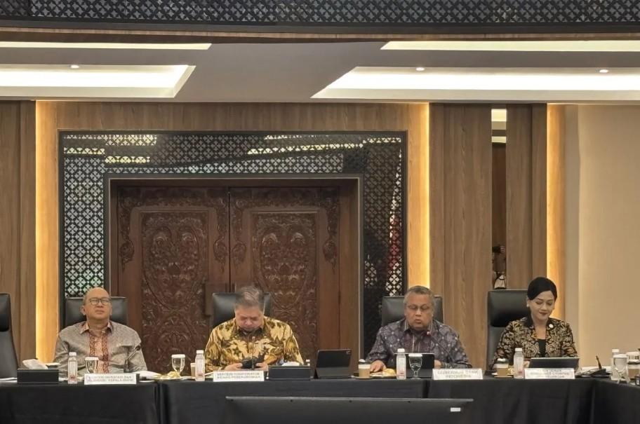 OJK Siapkan Insentif untuk Dukung Kebijakan DHE SDA dan Stabilitas Pembiayaan Perbankan
