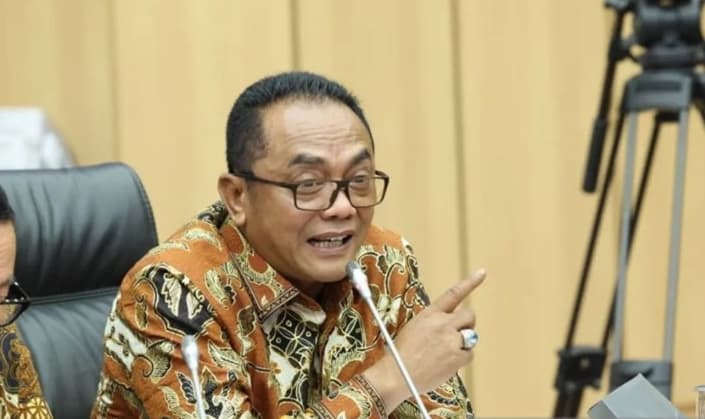 Anggota DPR Mendorong Kepastian Hukum bagi Pertambangan Rakyat melalui Penyederhanaan Perizinan
