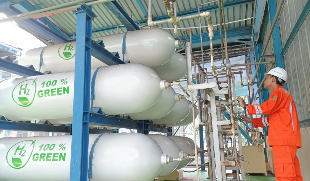 BRIN Mengembangkan Komposit NiFe-LDH/Ag₃PO₄ untuk Meningkatkan Efisiensi Produksi Hidrogen Bersih