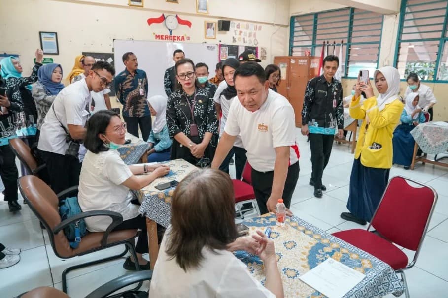 Dudung Abdurachman Tinjau Cek Kesehatan Gratis di Penjaringan, Tekankan Deteksi Dini untuk Dukung Indonesia Emas 2045
