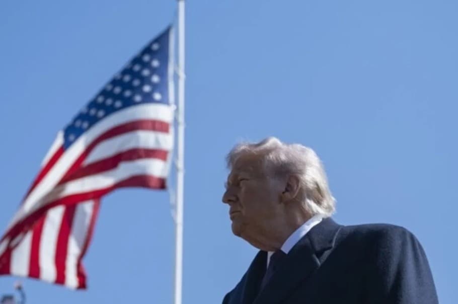 Apple Diklaim Rampungkan Kesepakatan dengan Intel untuk Produksi Chip di Amerika Serikat