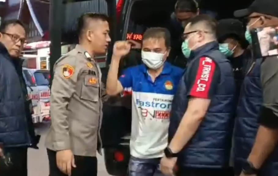 Roy Suryo dan Dokter Tifa Jalani Pemeriksaan Kesehatan di RS Polri Usai Ditangkap dalam Kasus Dugaan Pencemaran Nama Baik