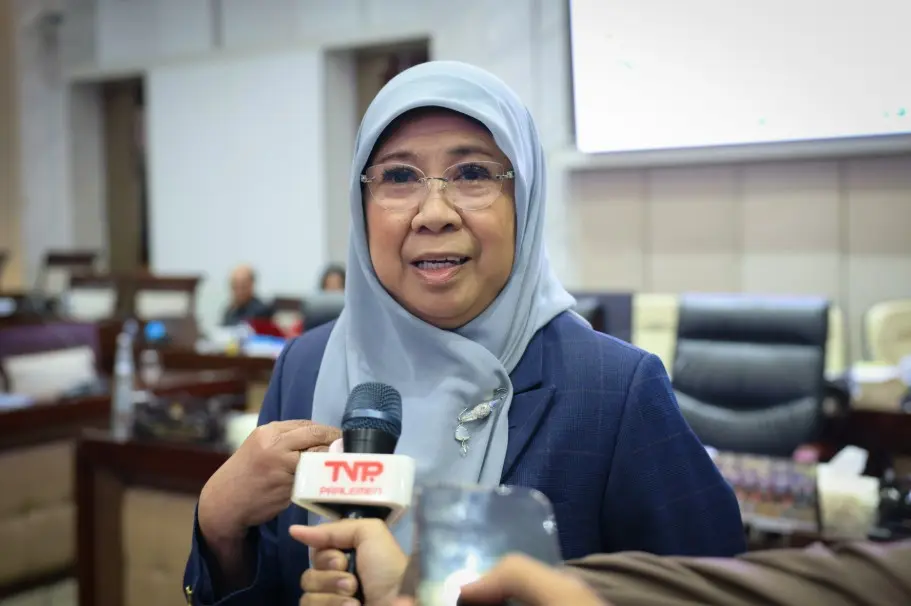 Andi Yuliani Paris Desak PT SMF Integrasikan Transportasi Publik dalam Program 3 Juta Rumah