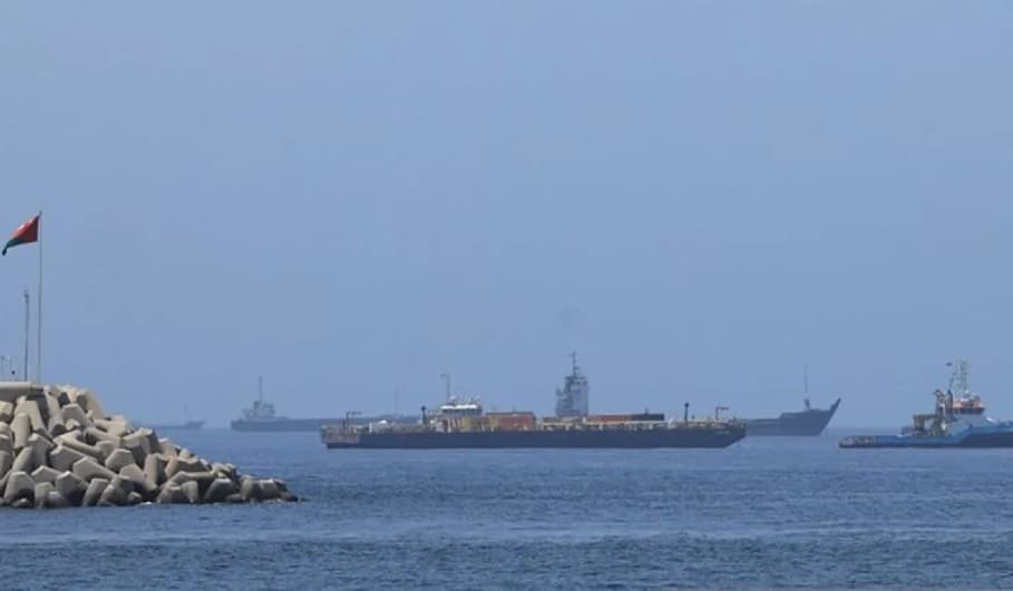 Lalu Lintas Kapal di Selat Hormuz Tetap Berjalan Meski Serangan terhadap Ever Lovely Picu Kekhawatiran