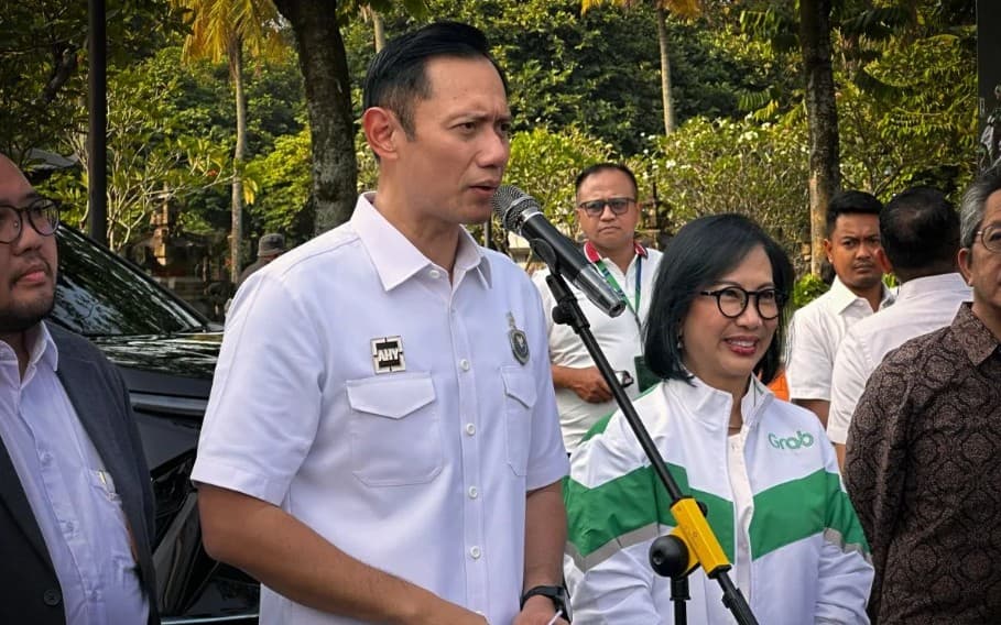 AHY Menegaskan Indonesia Tidak Boleh Takut Bersaing dengan China dalam Industri Kendaraan Listrik