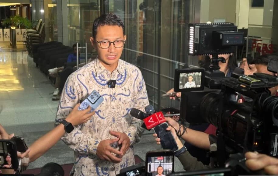 KPK Menyita Barang Bukti Elektronik dan Mobil dalam OTT Dugaan Suap Jabatan di Kuantan Singingi