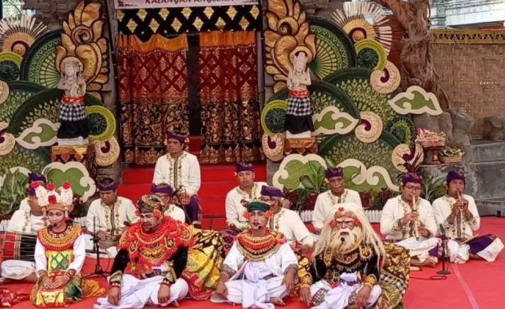 Pertunjukan Arja Negak oleh Tunanetra Pertuni Badung Warnai Pesta Kesenian Bali 2026 di Denpasar dengan Semangat Inklusivitas