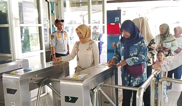 DTKJ Usulkan Tarif Langganan Transjakarta Rp200 Ribu per Bulan untuk Dorong Penggunaan Transportasi Umum