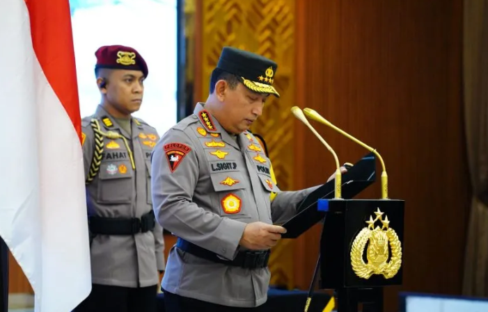 Kapolri Lantik Dua Pejabat Utama Mabes Polri dan Enam Kapolda Baru untuk Perkuat Regenerasi Kepemimpinan