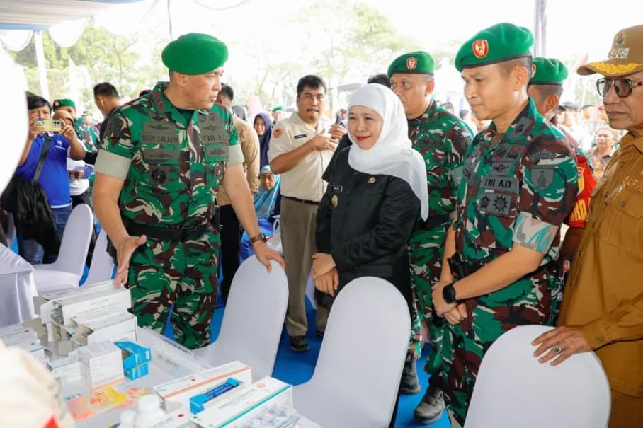 Khofifah Optimistis Karya Bakti Skala Besar TNI AD 2026 Percepat Pembangunan dan Tingkatkan Kesejahteraan Masyarakat Madura