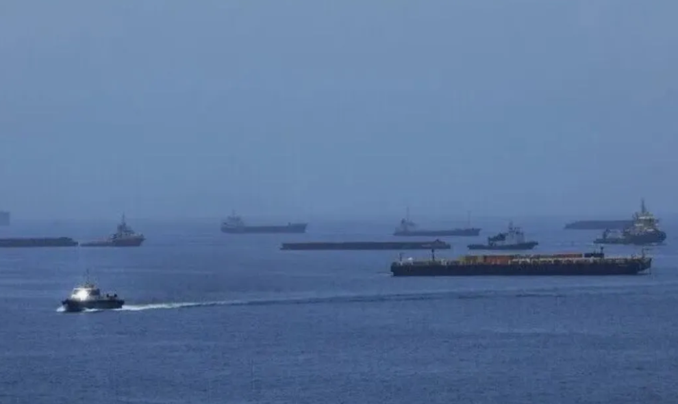 Iran dan Oman Sepakat Lanjutkan Konsultasi soal Selat Hormuz di Tengah Penutupan Jalur Strategis